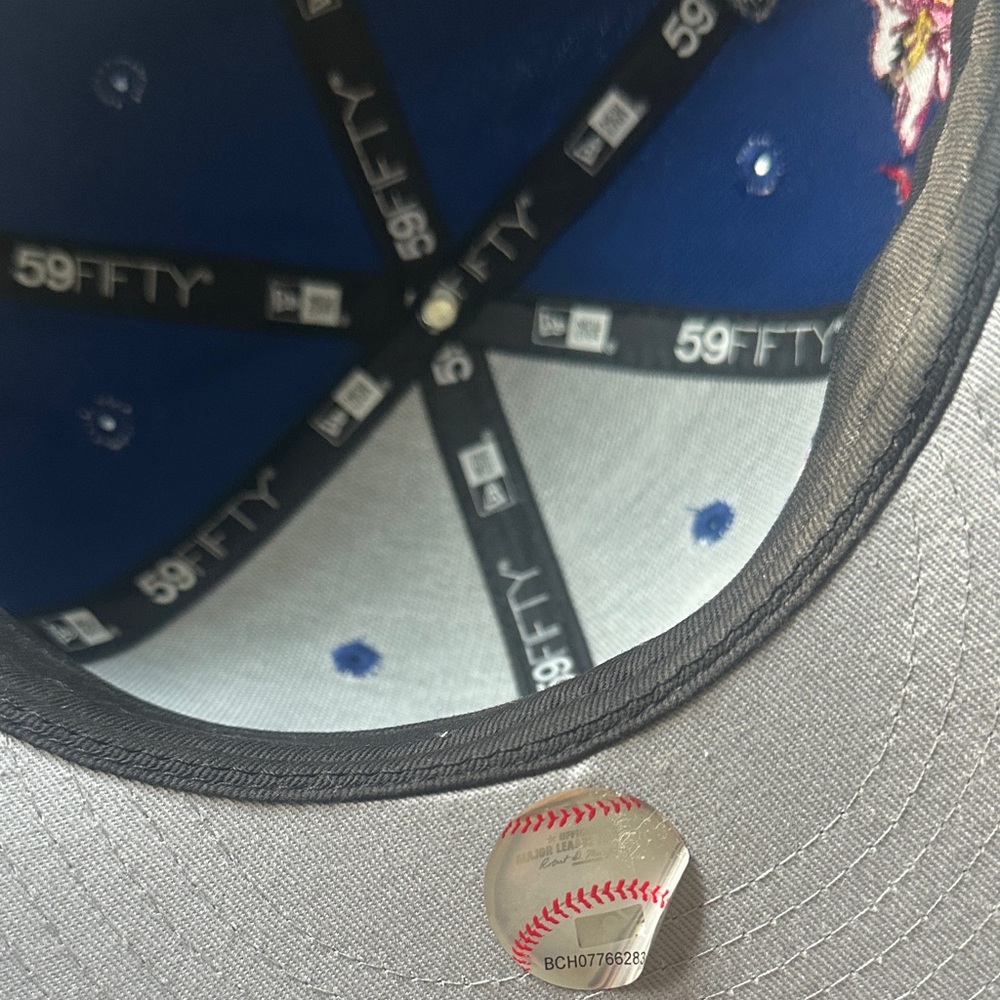 Men’s Embroidered Baseball Caps Set - Picture 15 of 16